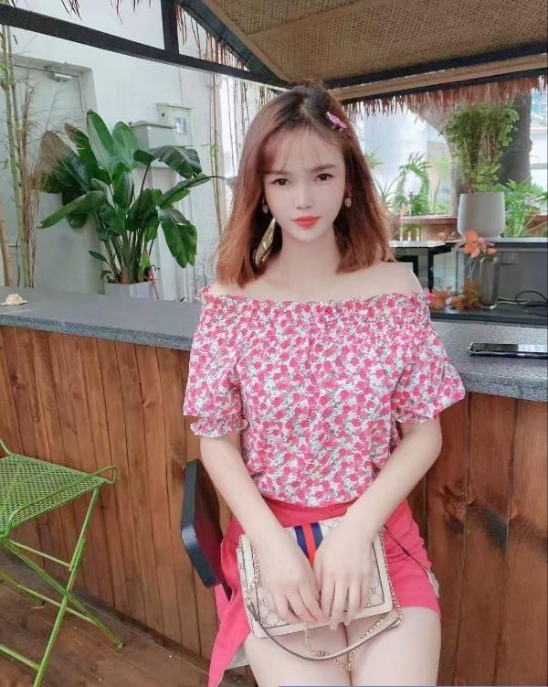 性价比大胸莞式服务