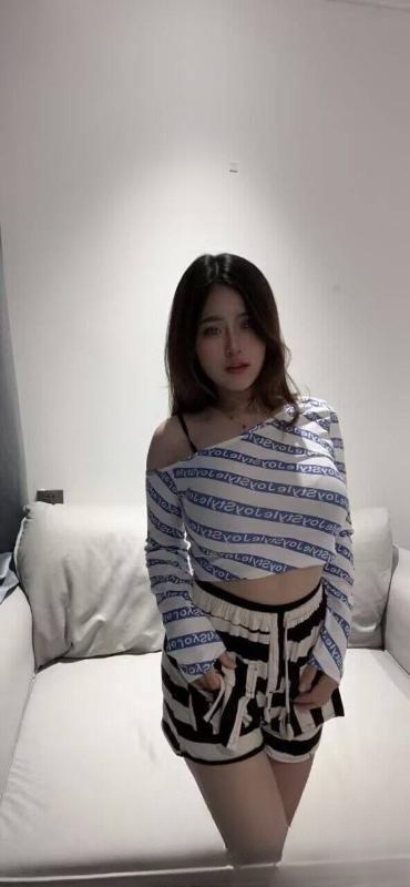 丰乳肥臀大长腿御姐